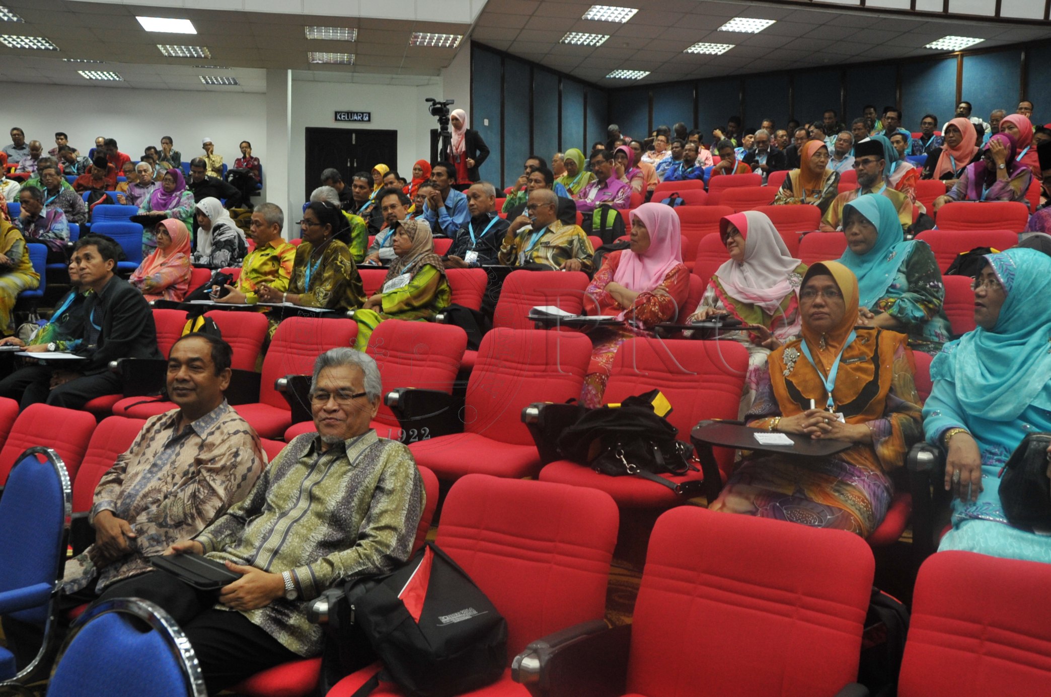 PRO 14 28 KONPEN PRO 6907